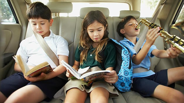 You are currently viewing Daily School Pickup and Drop-Off Service in Abu Dhabi