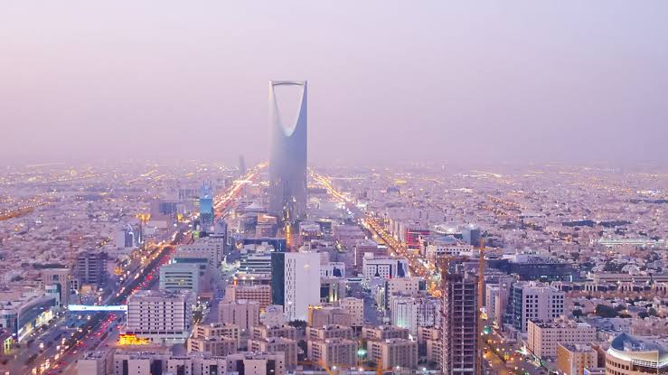 You are currently viewing Abu Dhabi to Riyadh by Car: A Guide to Road Travel in Both Directions